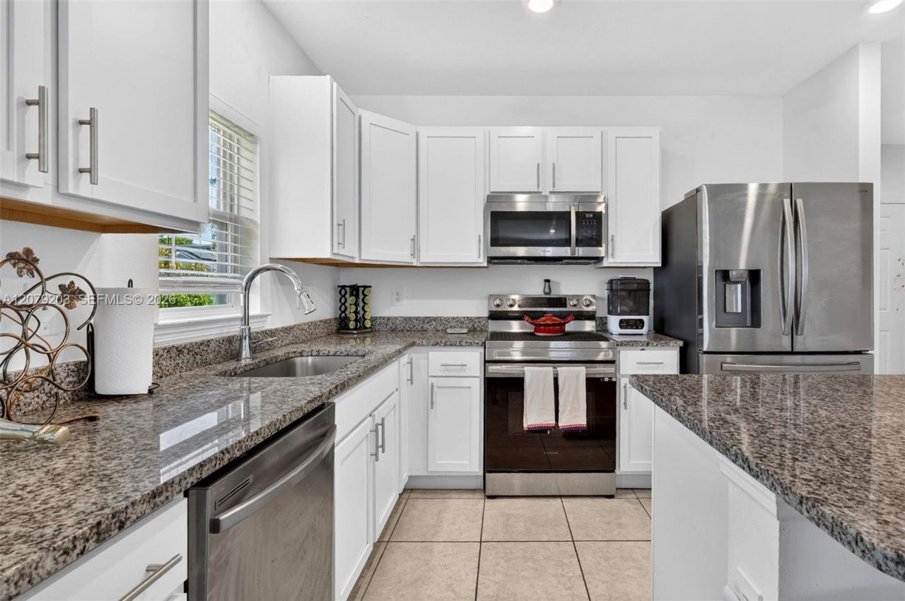 2098 SW Burlington St , Port Saint Lucie, FL 34984 Photo