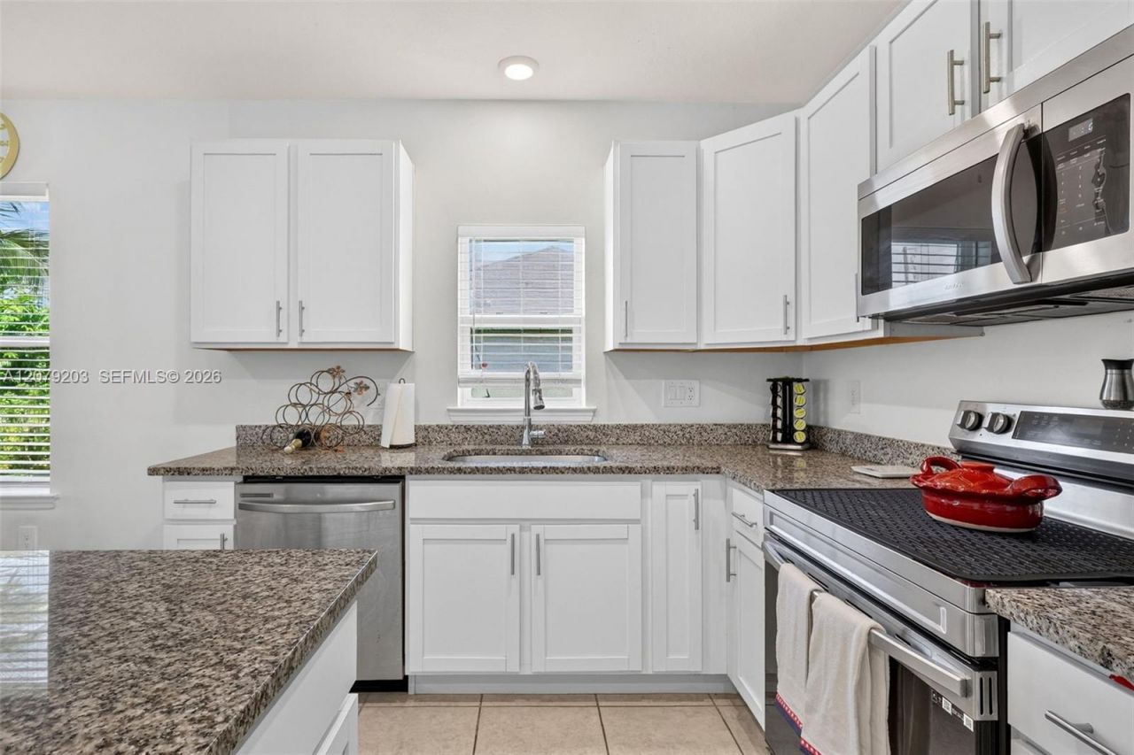 2098 SW Burlington St , Port Saint Lucie, FL 34984 Photo