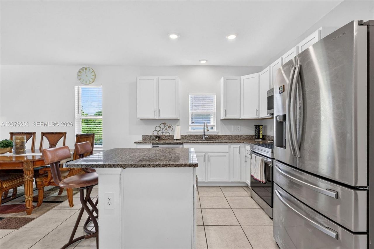 2098 SW Burlington St , Port Saint Lucie, FL 34984 Photo