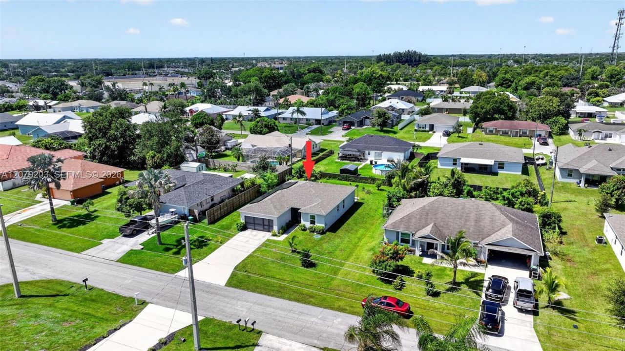 2098 SW Burlington St , Port Saint Lucie, FL 34984 Photo