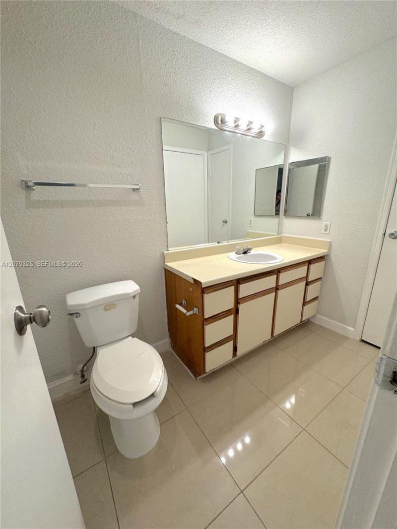 777 Riverside Dr , Unit 1510, Coral Springs, FL 33071 Photo