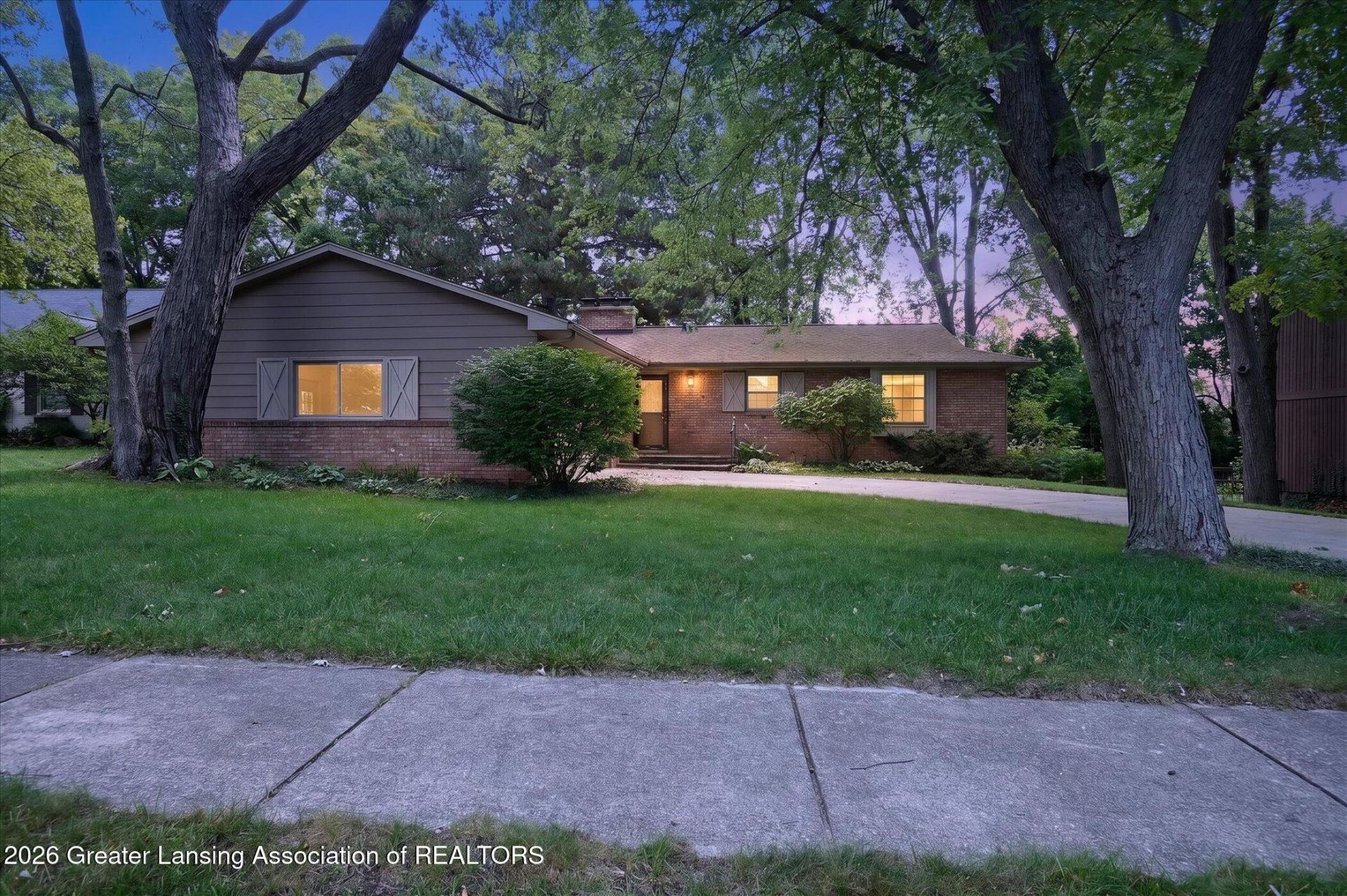 1240 Whittier Drive, East Lansing, MI 48823 Main Photo