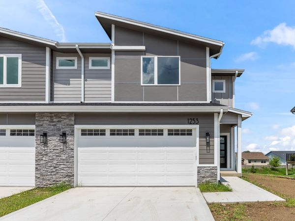 1253 NW 2nd Street, Grimes, IA 50111