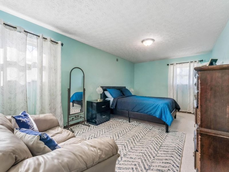 6910 Roundelay Road N, Reynoldsburg, OH 43068 Photo 14