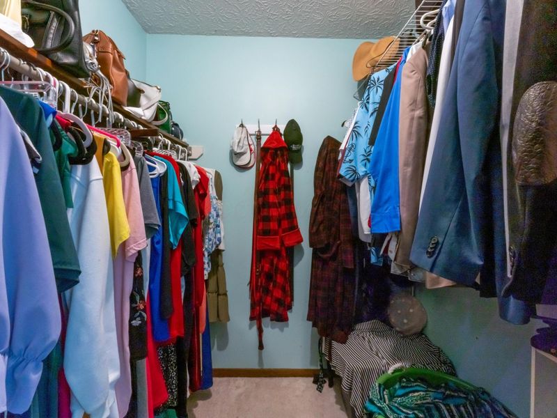 6910 Roundelay Road N, Reynoldsburg, OH 43068 Photo 17
