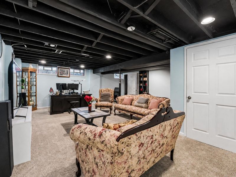 6910 Roundelay Road N, Reynoldsburg, OH 43068 Photo 23