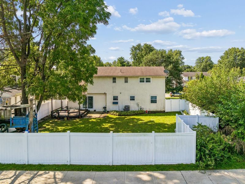 6910 Roundelay Road N, Reynoldsburg, OH 43068 Photo 25