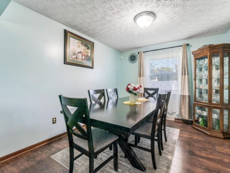 6910 Roundelay Road N, Reynoldsburg, OH 43068 Photo 8
