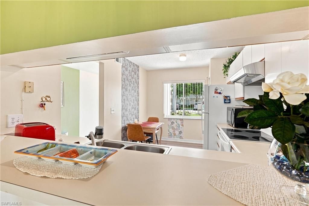3062 Sandpiper Bay Cir, Unit K104, Naples, FL 34112 Photo