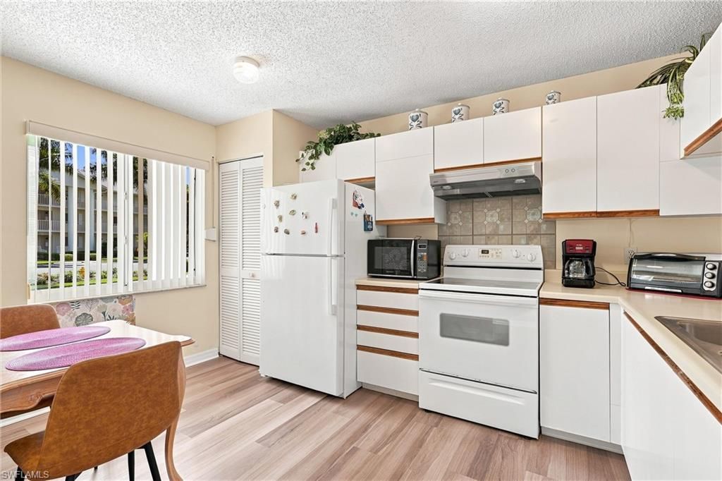 3062 Sandpiper Bay Cir, Unit K104, Naples, FL 34112 Photo