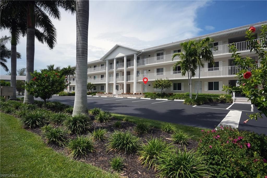 3062 Sandpiper Bay Cir, Unit K104, Naples, FL 34112 Photo