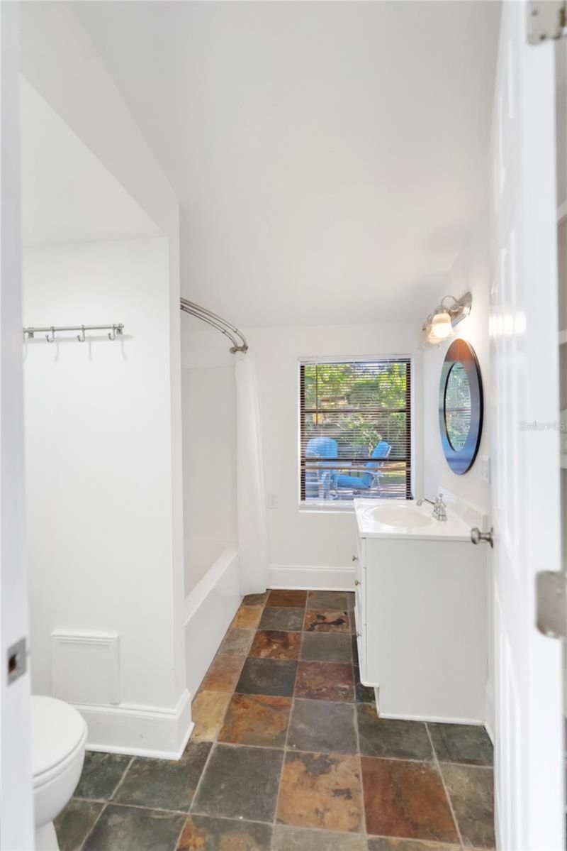 2530 Loma Linda Street , Sarasota, FL 34239 Photo