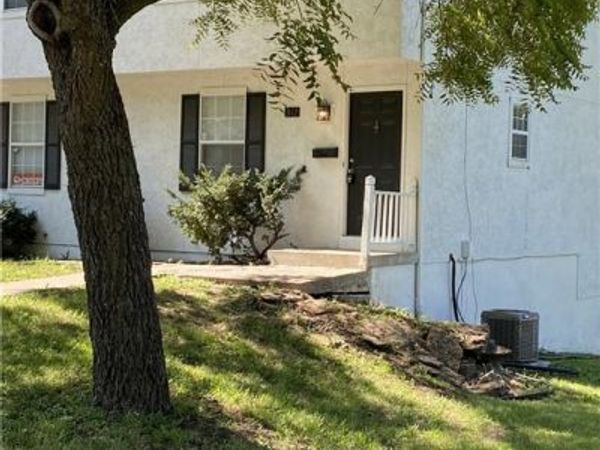 312 3rd Street, Belton, MO 64012