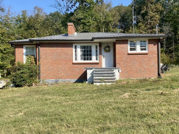10125 Highway 13 , Cumberland City, TN 37050