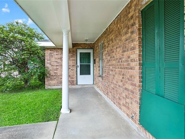 216 MARION Court, River Ridge, LA 70123