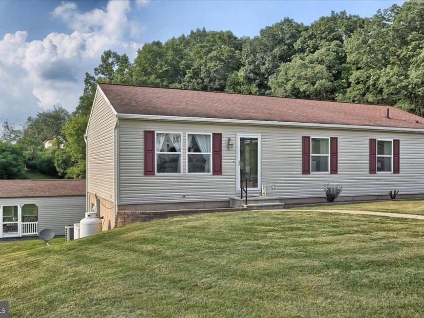 314 Nebinger , Lewisberry, PA 17339 Main Photo