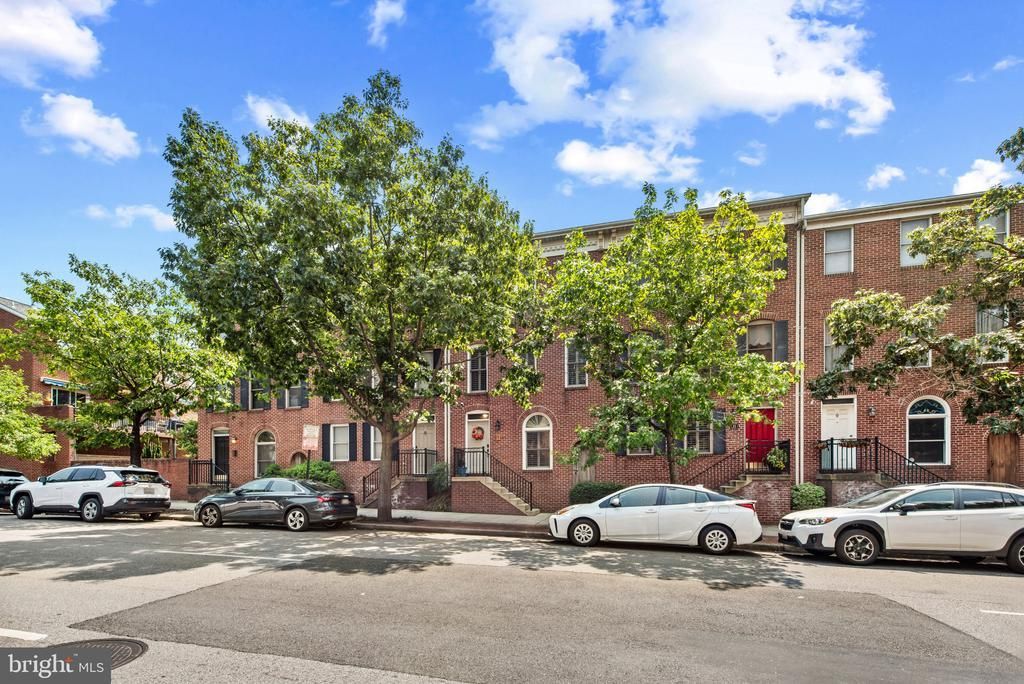 9 W MONTGOMERY STREET, BALTIMORE, MD 21230