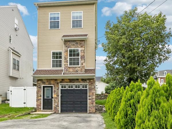 626 FULTON STREET, CONSHOHOCKEN, PA 19428