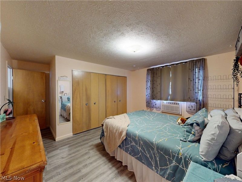 1390 Golden Gate Boulevard, Unit E204, Mayfield Heights, OH 44124 Photo 19