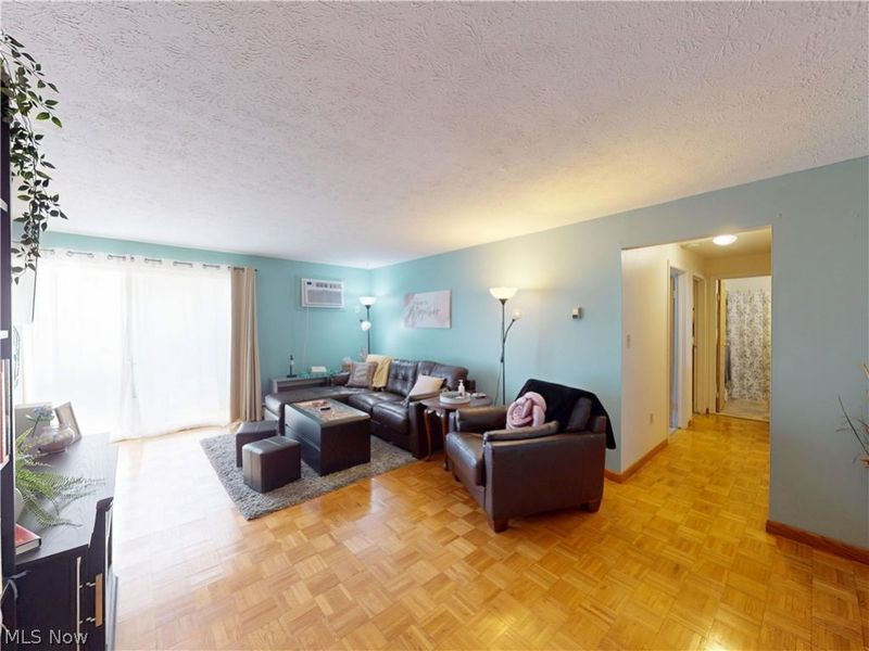 1390 Golden Gate Boulevard, Unit E204, Mayfield Heights, OH 44124 Photo 22