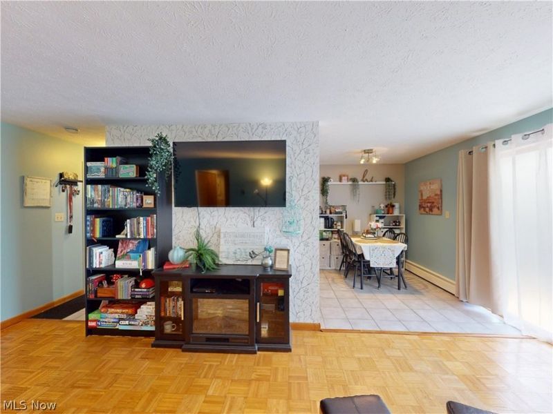 1390 Golden Gate Boulevard, Unit E204, Mayfield Heights, OH 44124 Photo 24