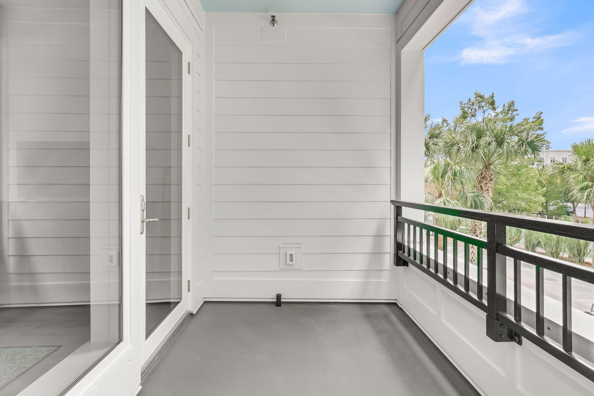 200 River Landing Drive Photo 17