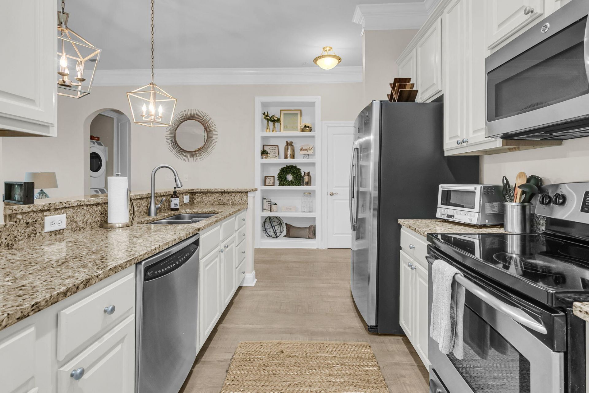 200 River Landing Drive Photo 9