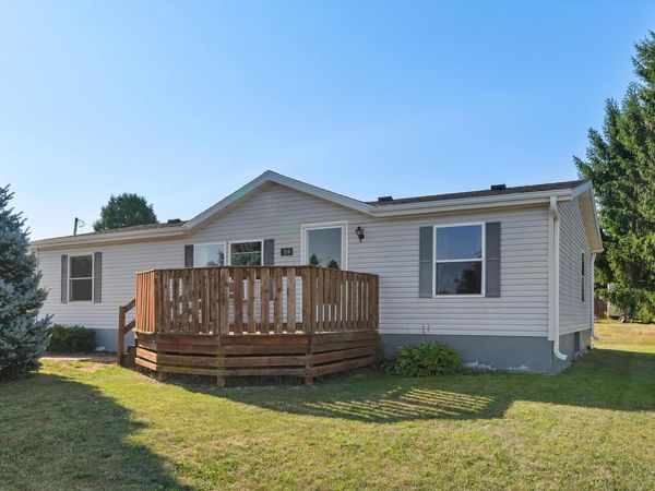 304 Park LANE, Mishicot, WI 54228