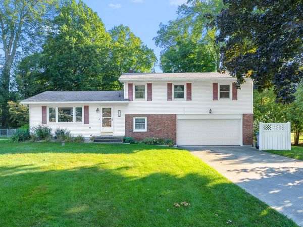 110 Reyn Circle, Battle Creek, MI 49015