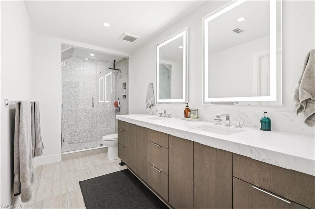 1738 San Bernadino Way, Unit M204, Naples, FL 34109 Photo