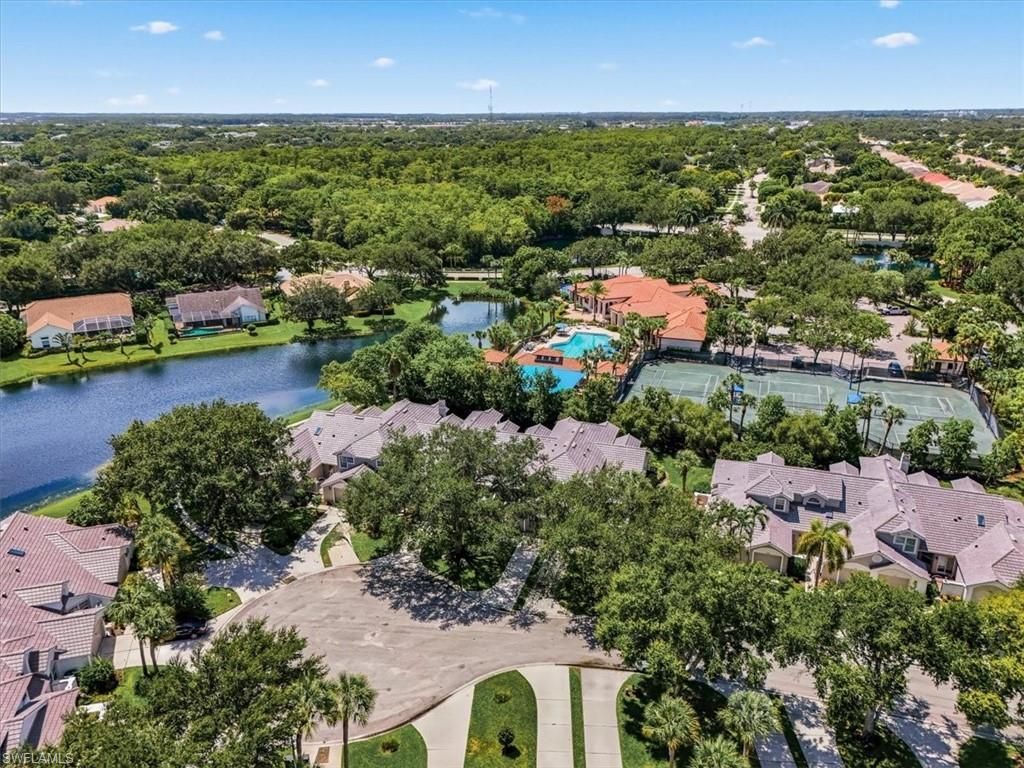 1738 San Bernadino Way, Unit M204, Naples, FL 34109 Photo