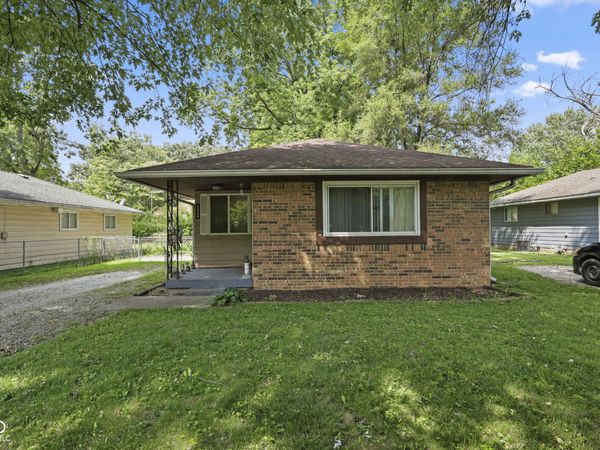 2530 E Kelly Street , Indianapolis, IN 46203