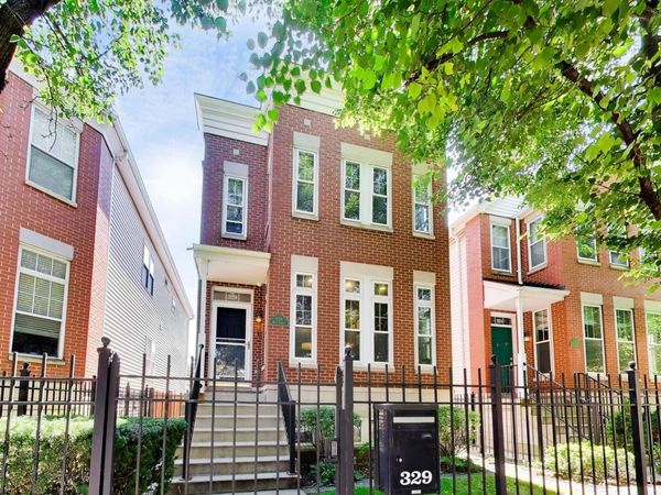 329 W Goethe Street , Chicago, IL 60610