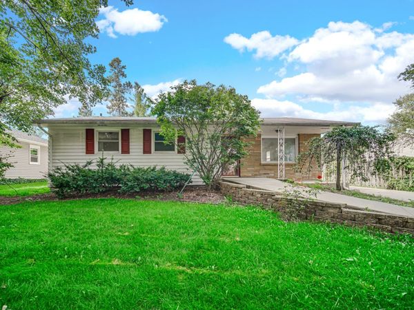 223 S Randall Road, Aurora, IL 60506
