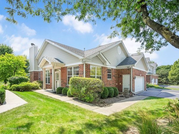 134 Chestnut Hills Circle , Burr Ridge, IL 60527