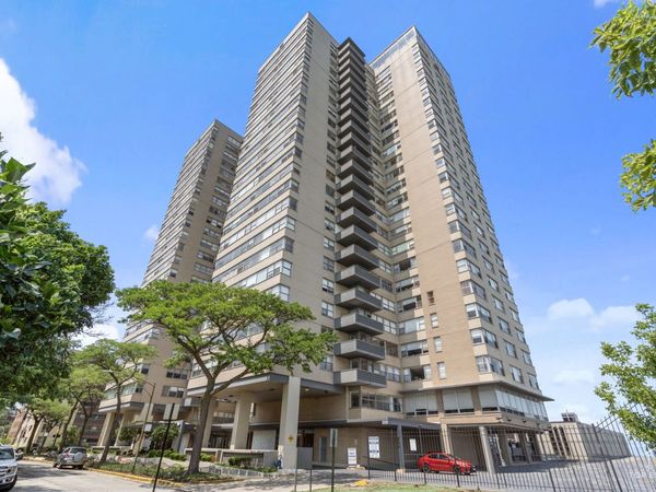 6301 N Sheridan Road , Unit 19N, Chicago, IL 60660