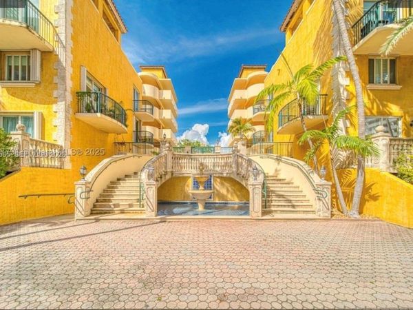 8888 Collins Ave, Unit 206, Surfside, FL 33154