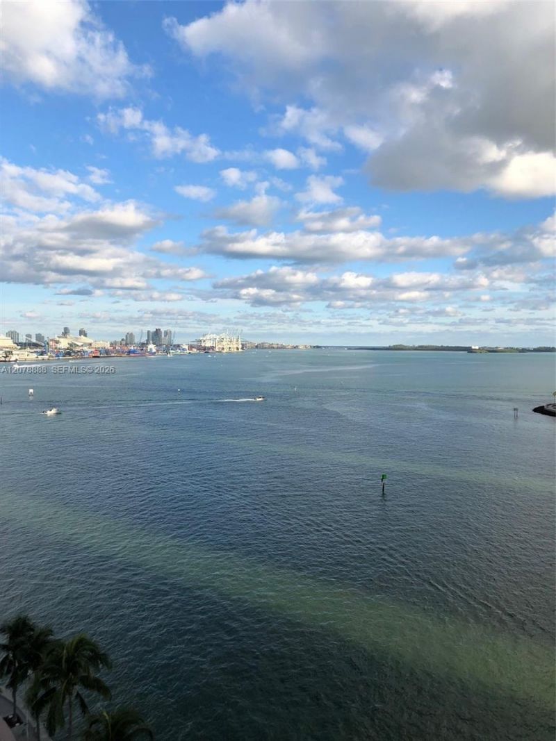 325 S Biscayne Blvd , Unit 2714, Miami, FL 33131 Photo