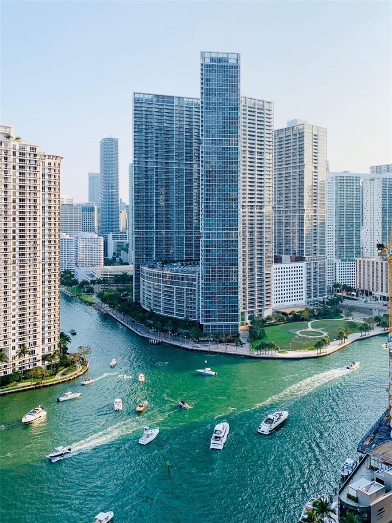 325 S Biscayne Blvd , Unit 2714, Miami, FL 33131 Photo