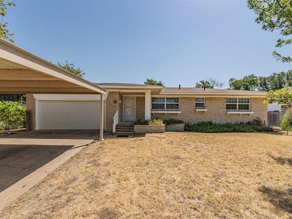 4120 Church Drive, Lake Worth, TX 76135