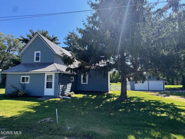 309 S Defiance Street , West Unity, OH 43570