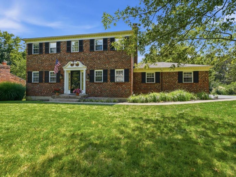 8163 Capitol Drive, Anderson Township, OH 45244 Photo 2