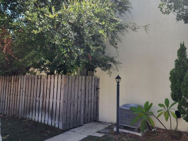 8708 Jasmine Court , Cape Canaveral, FL 32920
