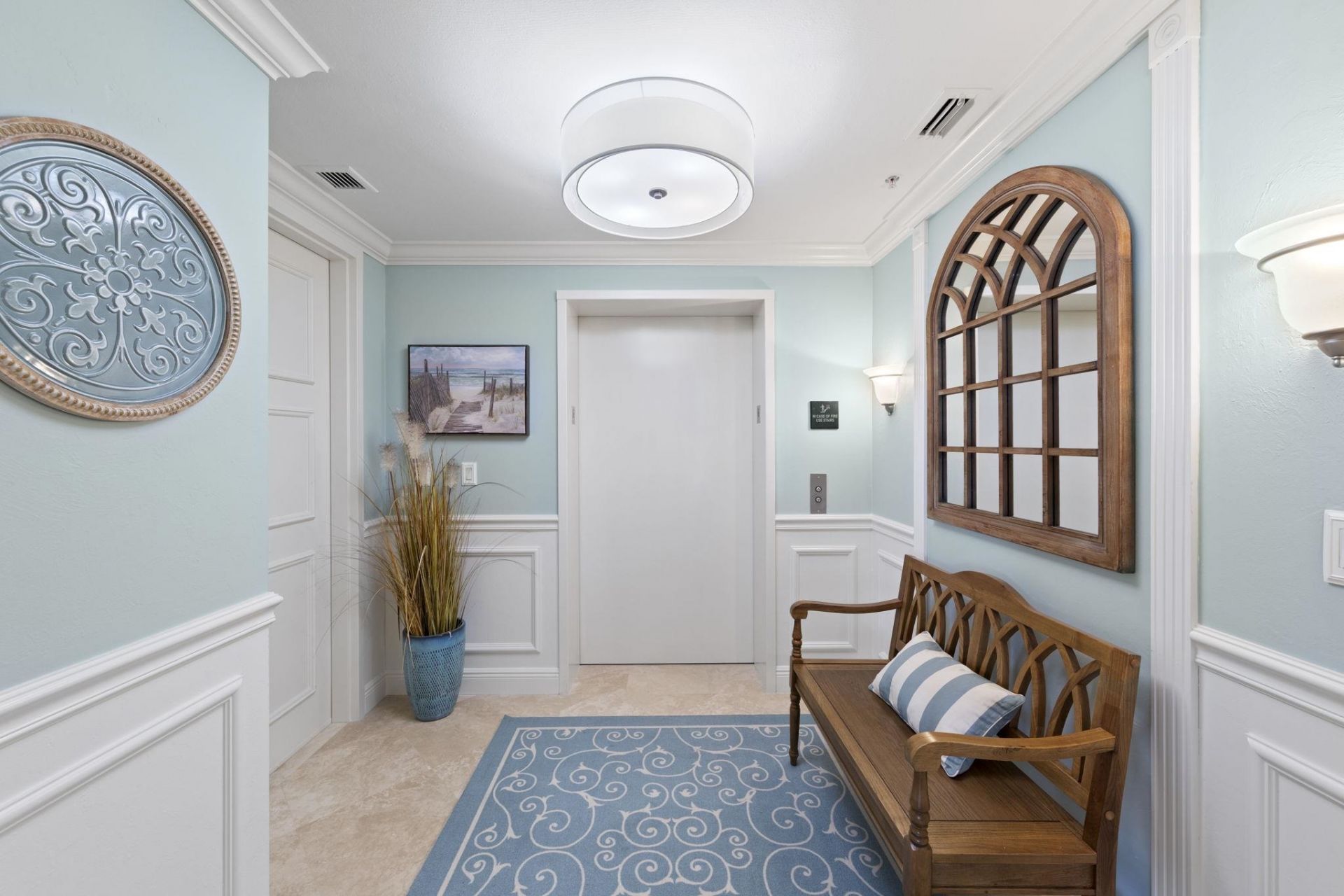 265 Indies Way, Unit 602, Naples, FL 34110 Photo