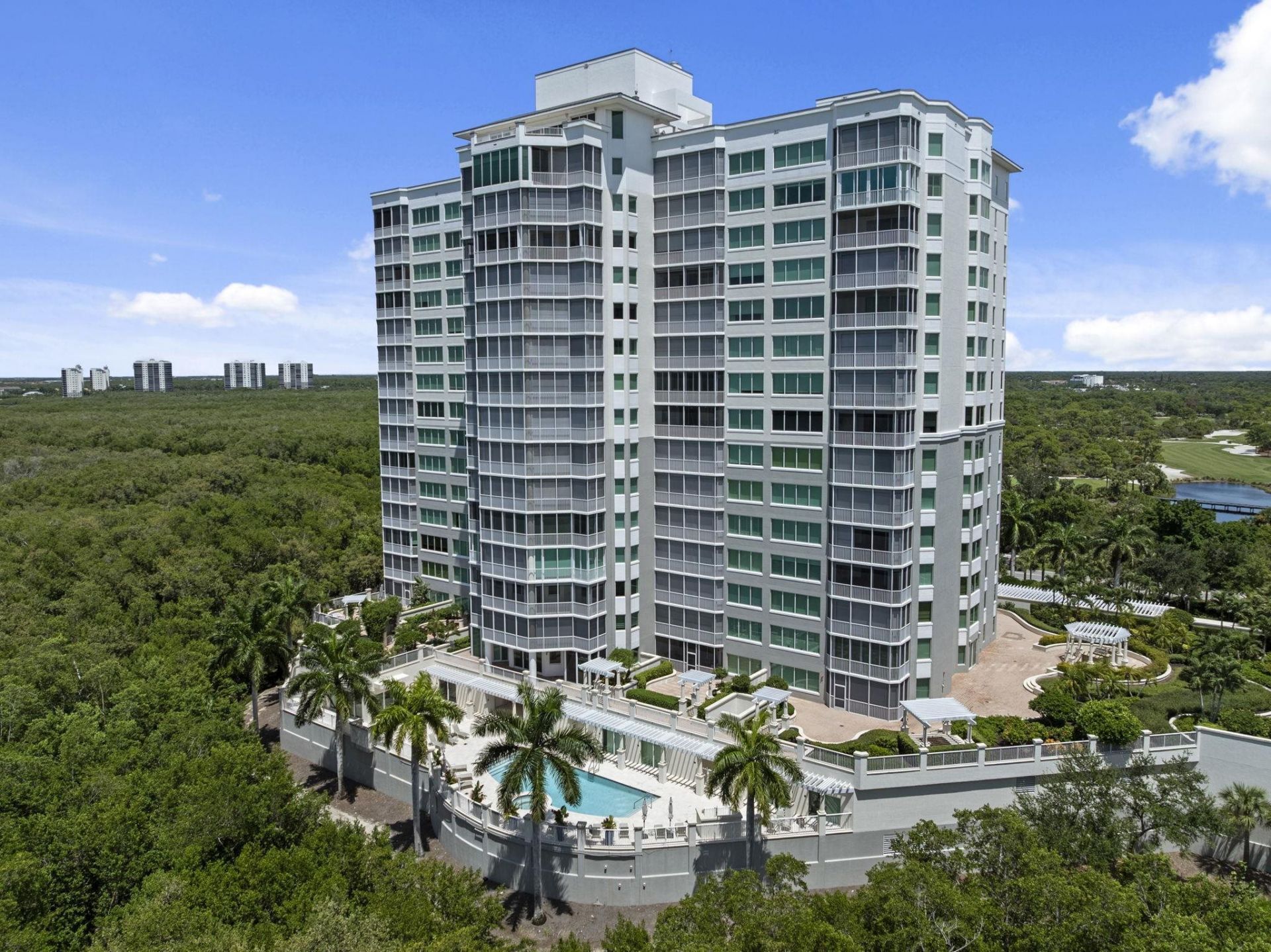 265 Indies Way, Unit 602, Naples, FL 34110 Photo