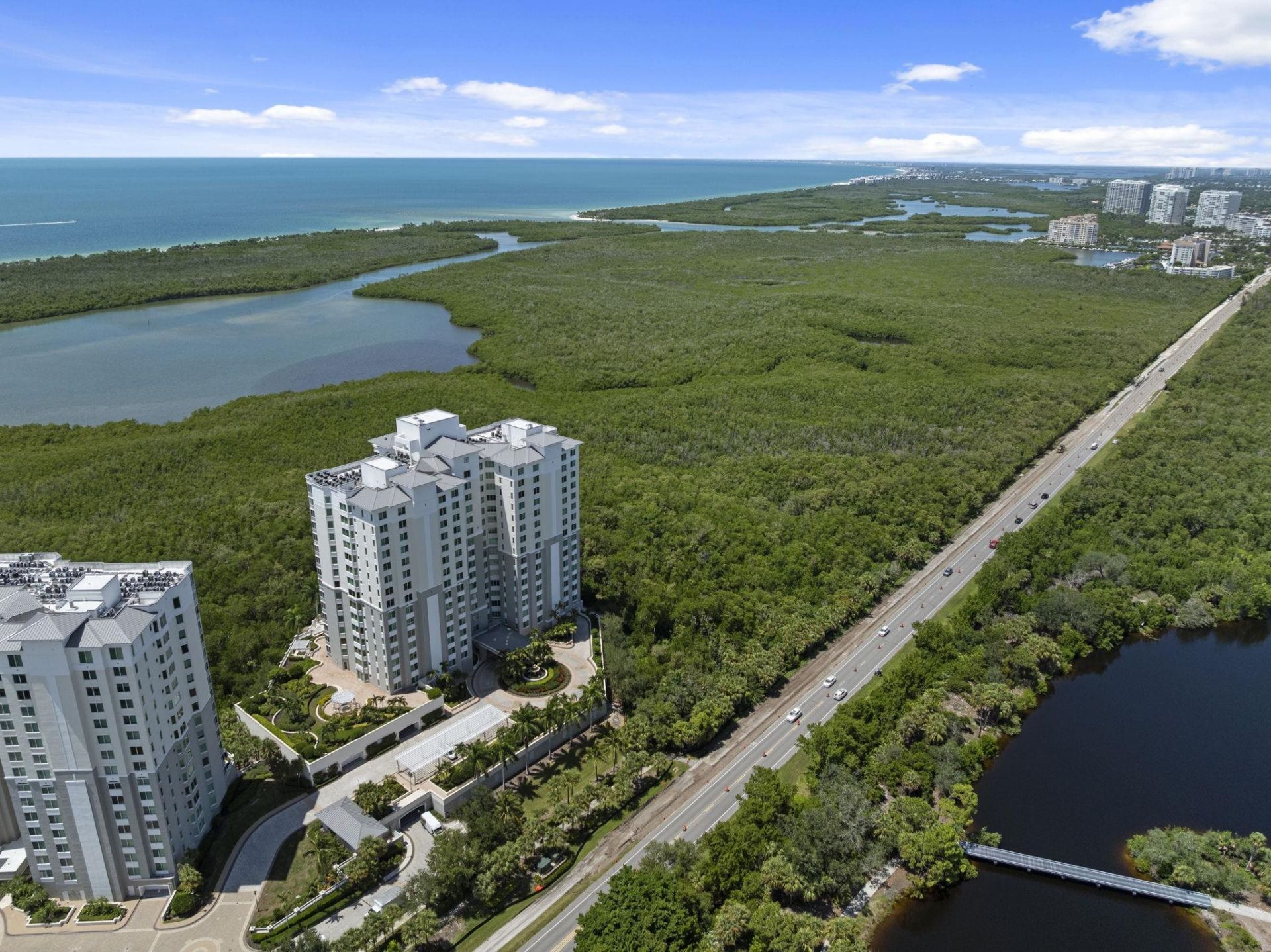 265 Indies Way, Unit 602, Naples, FL 34110 Photo