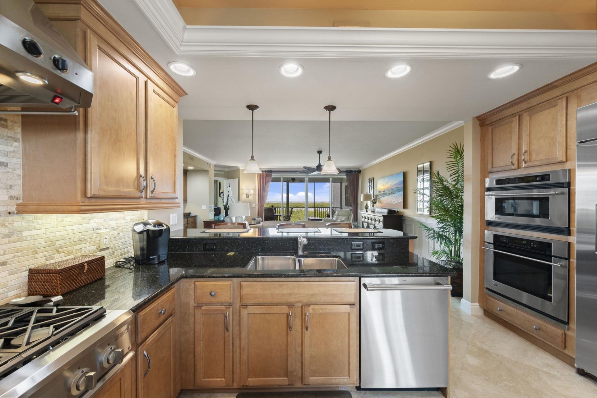 265 Indies Way, Unit 602, Naples, FL 34110 Photo