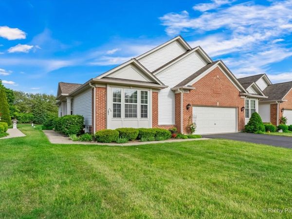 4041 Whitehall Lane , Algonquin, IL 60102