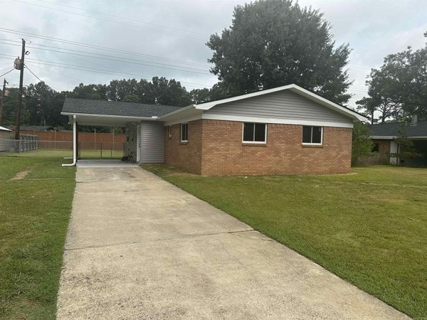 7702 Preston , Little Rock, AR 72209