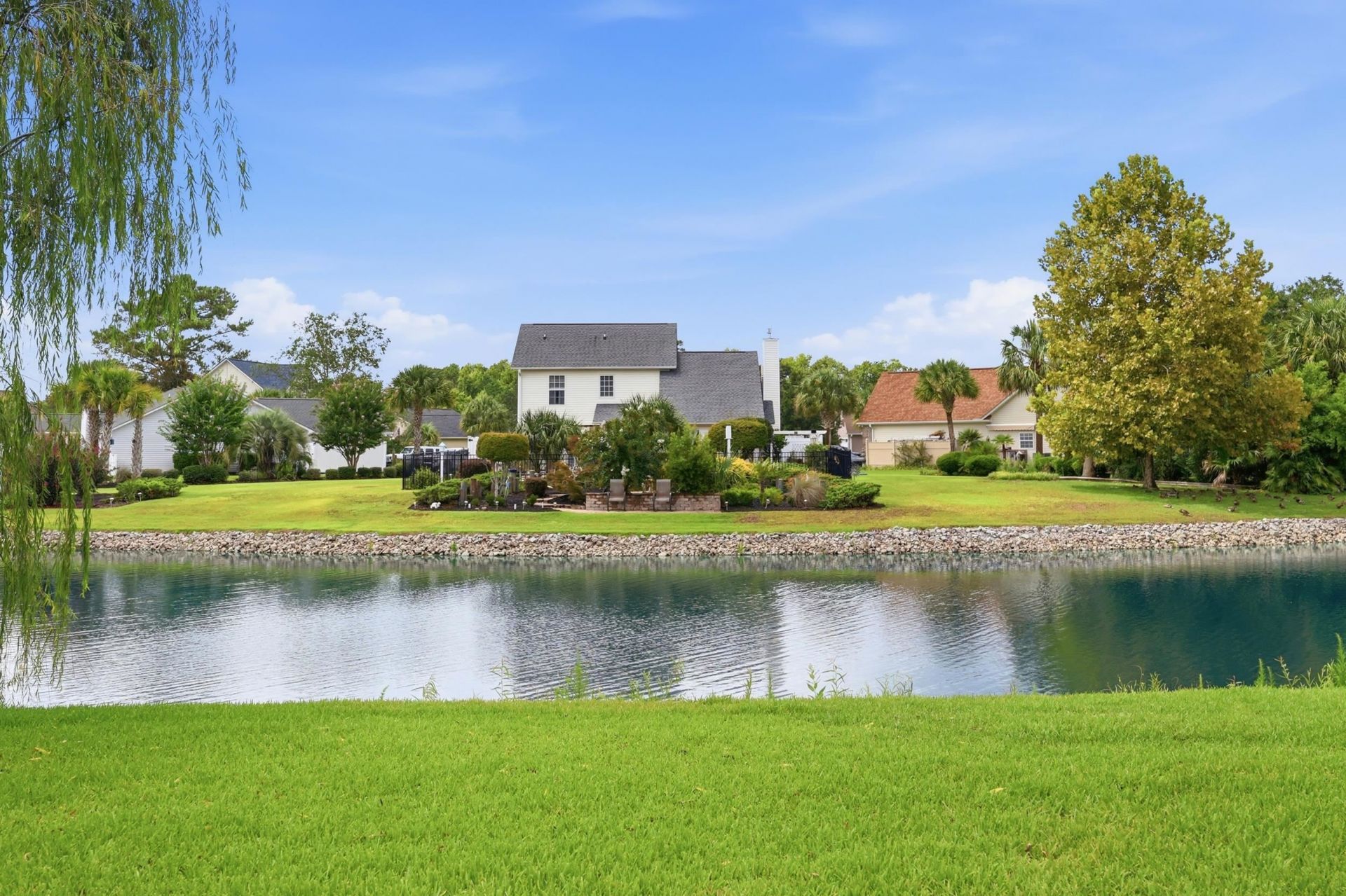 303 Vermillion Dr. Photo 40